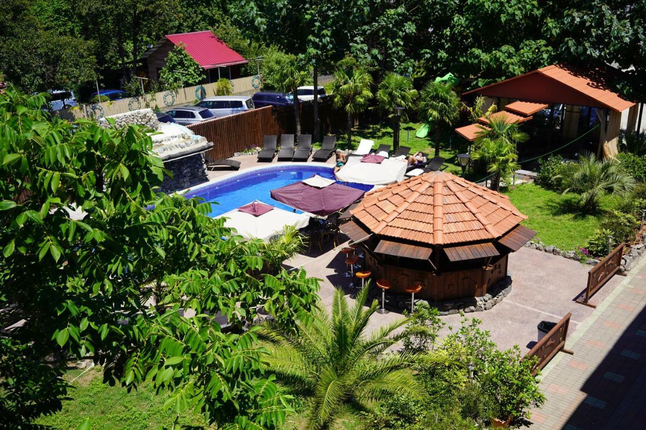 Ponto Hotel Kobuleti Luaran gambar
